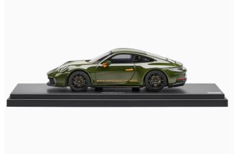 PORSCHE 911 992 S/T Coupe Special Request (2024), green