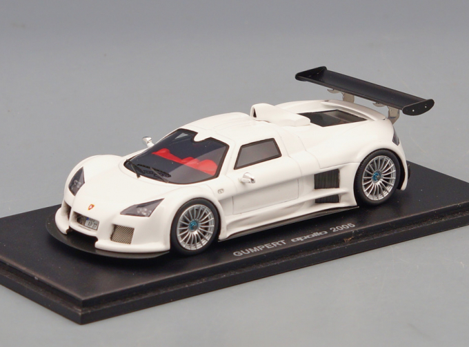 GUMPERT Apollo (2006), white