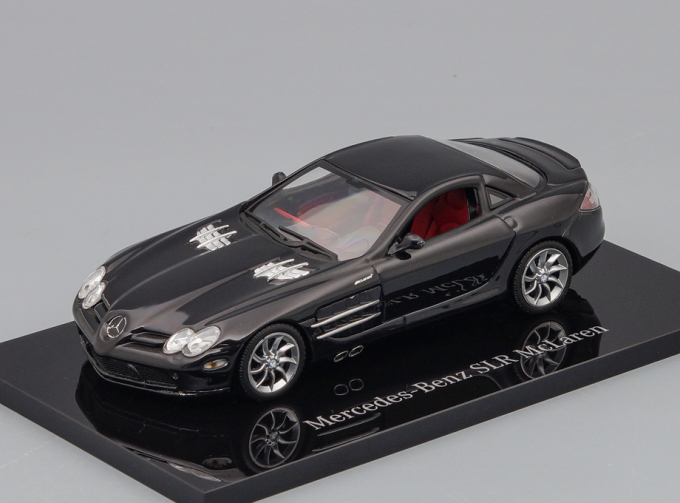 MERCEDES-BENZ SLR McLaren, black