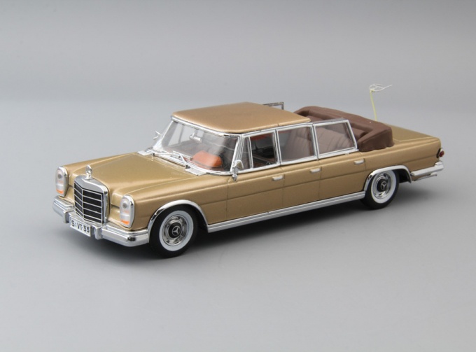 MERCEDES-BENZ 600 Landaulet, gold