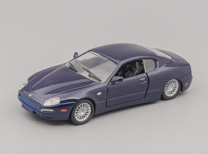 MASERATI Coupe, dark blue