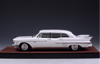 CADILLAC Fleetwood 75 Limousine 1958 White