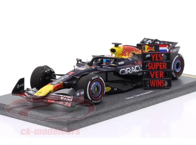 RED BULL Racing RB21 №1 Oracle Red Bull Racing Pole Position & Winner Abu Dhabi GP (Yas Marina) Formula 1 Max Verstappen (2025)
