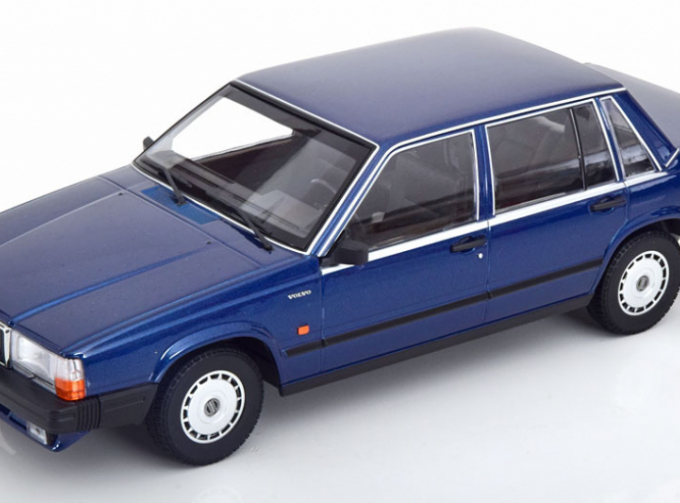 VOLVO 740gl (1986), Blue Met