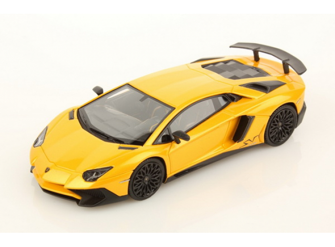 Lamborghini Aventador LP 750-4 Superveloce (2015), yellow