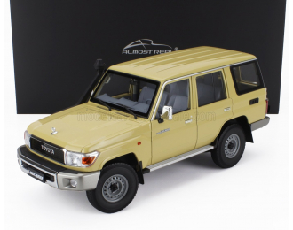 TOYOTA Land Cruiser 76 (2017), Cream