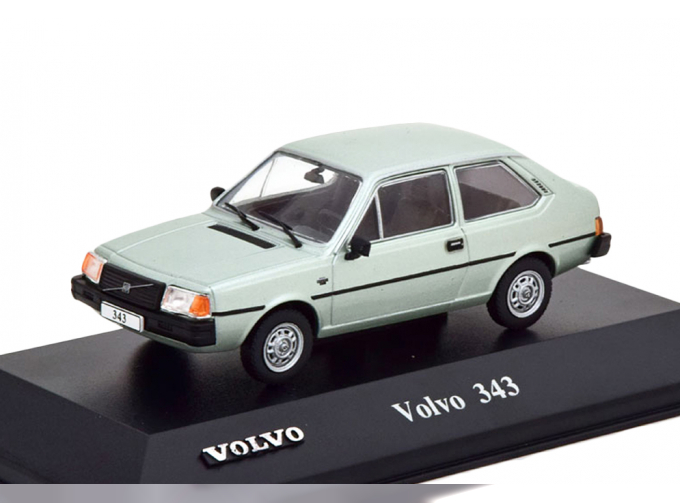 VOLVO 343, light green metallic 