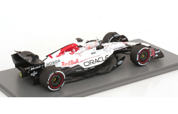 RED BULL RB21 Winner GP Japan, Verstappen (2025)