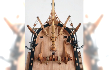 Сборная модель корабля HMS Bounty