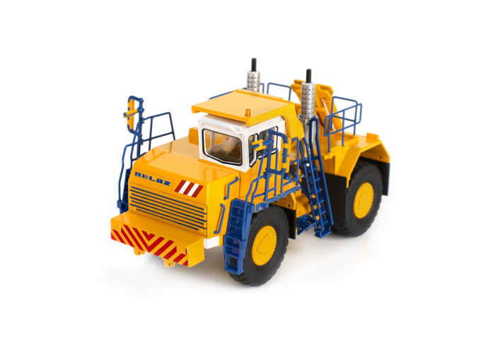 Тягач-буксировщик БЕЛАЗ-74470, желтый/синий/белый