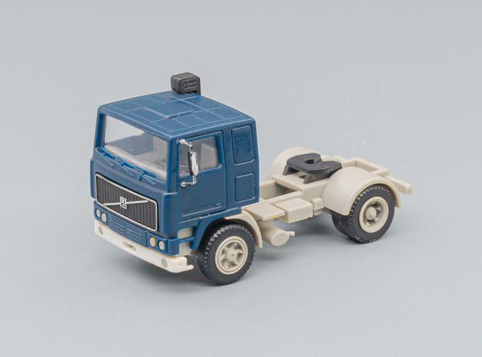 VOLVO F12, dark blue / light grey