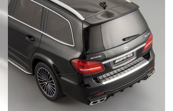 MERCEDES-BENZ AMG GLS 63, black