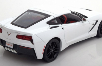 CHEVROLET Corvette Z51 Coupe Stingray (2014), white