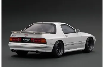 MAZDA Savanna RX-7 Infini (FC3S), white