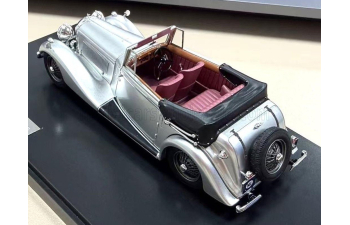 BENTLEY 4¼ LITRE DHC Vanden Plas Cabriolet (1939), silver