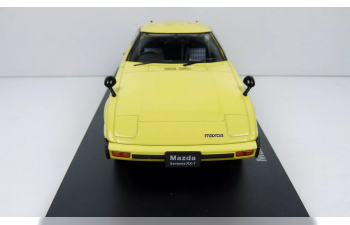 MAZDA Savanna RX-7 SA22C (1978), yellow