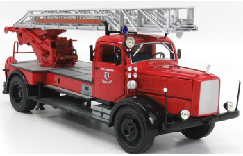 MERCEDES-BENZ L4500F (1944), red