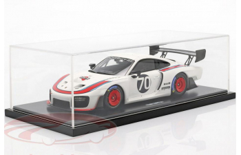 PORSCHE 935 Martini №70 911 (991 II) GT2 RS (2018), Martini design white / red / blue