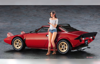 Сборная модель LANCIA STRATOS HF STRADALE с фигуркой