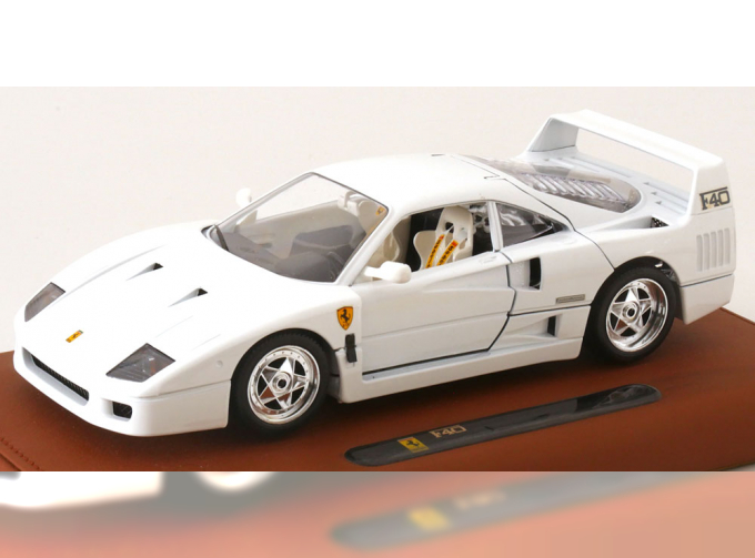 FERRARI F40, white