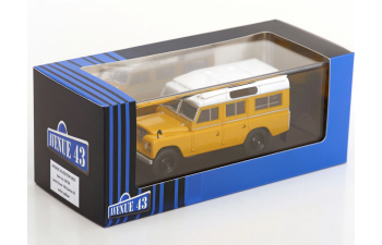 LAND ROVER 109 Series III (1975), ochre white