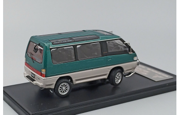 MITSUBISHI Delica Star Wagon 4WD (1990-1999), green metallic / silver