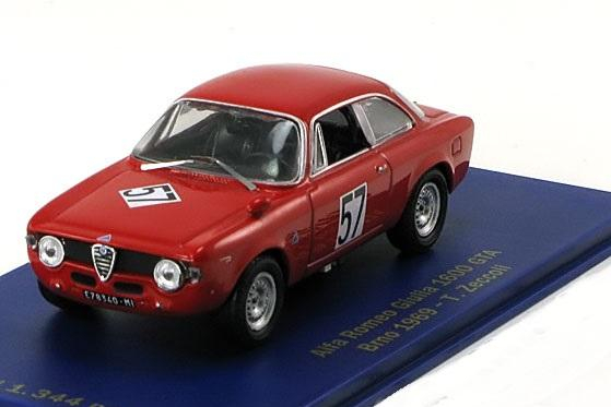 ALFA ROMEO Giulia 1600 GTA No 57 Brno, Zeccoli (1969), red