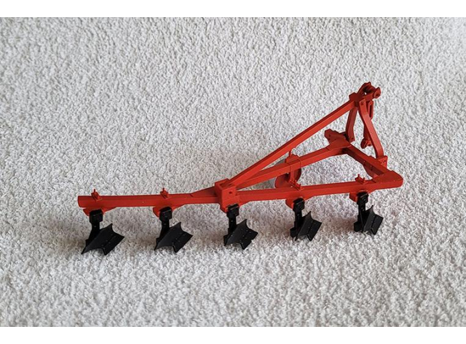  Плуг ПЛН-5-35 на ДТ-175 Волгарь (адаптирован только для журнальной навески)