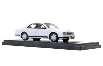 NISSAN Cima Type III Limited L (1991), Silky Snow Pearl