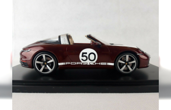 PORSCHE 911 (992) Targa 4S Heritage Design Ed. red