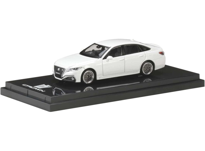 TOYOTA Crown 2.0 rs customized version, white pearl crystal cs