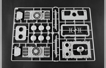 Сборная модель Немецкий танк Pz.Kpfw.VI Sd.Kfz.182 Tiger II (ранний выпуск Porsche Fgst.Nr.280009)