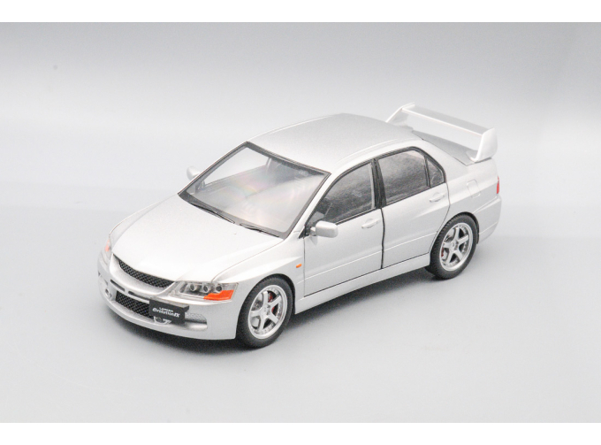 MITSUBISHI Lancer Evolution IX, серебристый, 20 см.