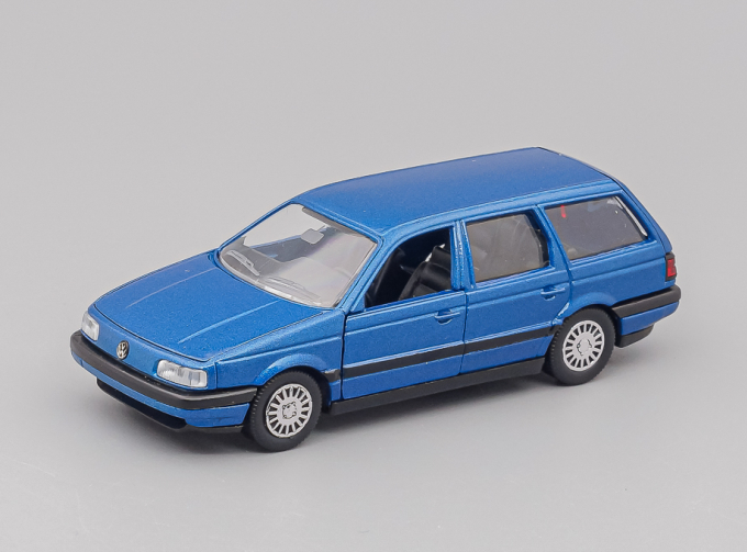 VOLKSWAGEN Passat Variant B3 (1988), blue