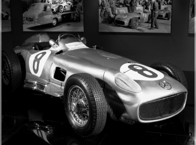 Сборная модель MERCEDES-BENZ RW 196 (Fangio 1954)