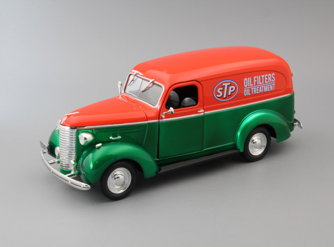 CHEVROLET фургон "STP" 1939 (Greenlight!)