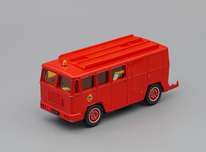 BERLIET GAK 17, red