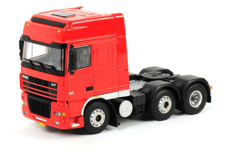 DAF XF 95 Super Space Cab Single truck, Premium Line 1:50, красный