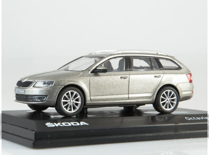 SKODA Octavia III Combi 2013 Cappuccino Beige Metallic