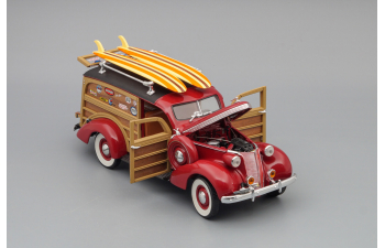 STUDEBAKER Woody Wagon 1937, dark red / black