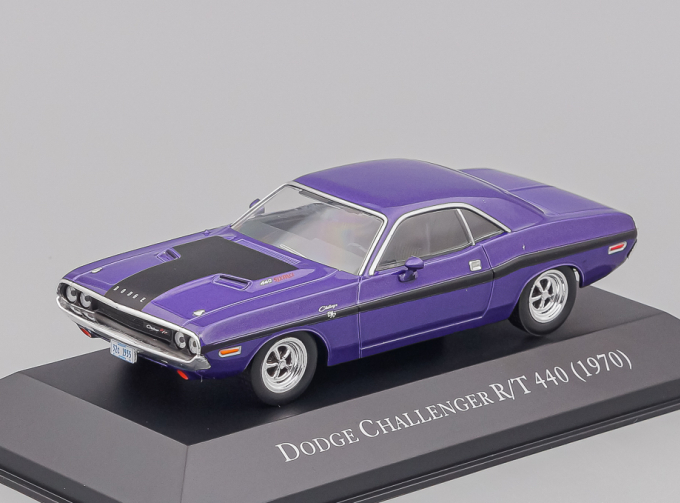 DODGE Challenger R T 440 (1970), purple black