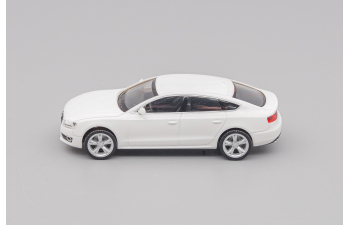AUDI A5 (8T) Sportback, white