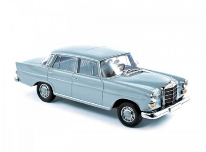 MERCEDES-BENZ 200 Sedan 1966, светло-синий