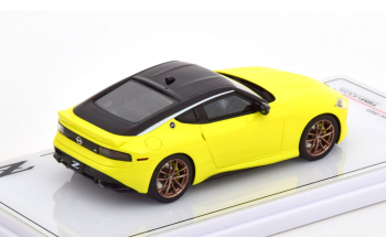 NISSAN Z Proto Spec (2023), yellow black