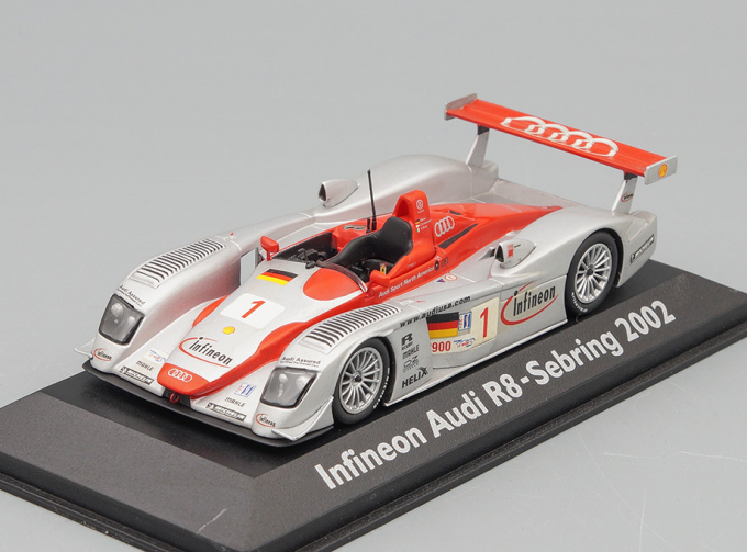 AUDI R8 Infineon Sebring 2002