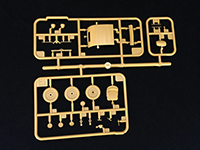 Сборная модель Italian Light Staff Car(Open Top) w/Crew “Libya”