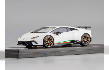 Lamborghini Huracan Performante (white)