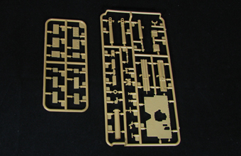 Сборная модель QF 25pdr Field Gun Mk. II/I w/No.27 Ammunition Limber (Trailer)
