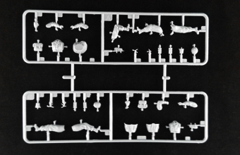 Сборная модель WWII British Paratroops In Action Set A
