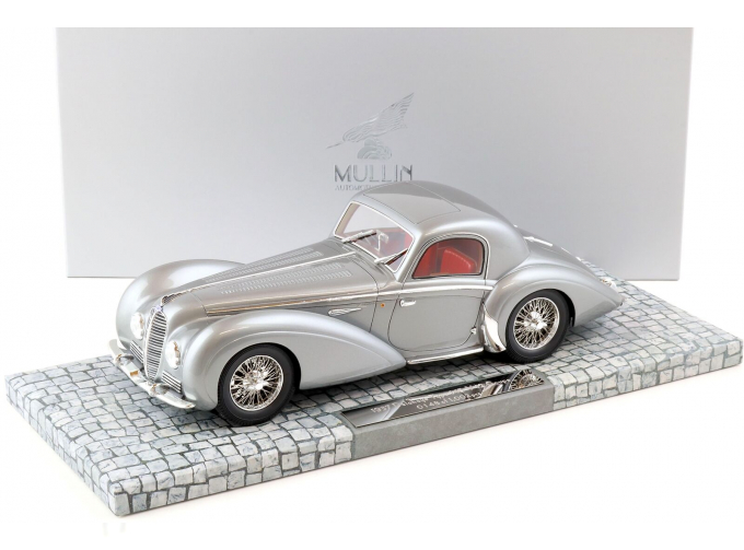 DELAHAYE Type 145 V-12 Coupe 1937, silver